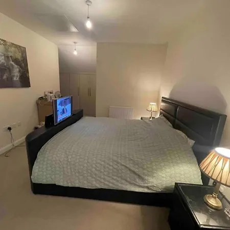 Unique Townhouse - 4 Bedroom House